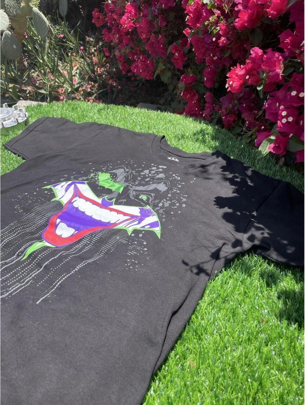 DC Comics Men's Black Tshirt
